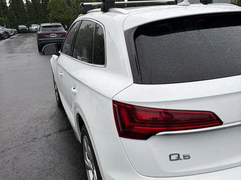 Used 2021 Audi Q5 2.0T Premium Plus w/ Premium Plus Package AWD/4WD image 10