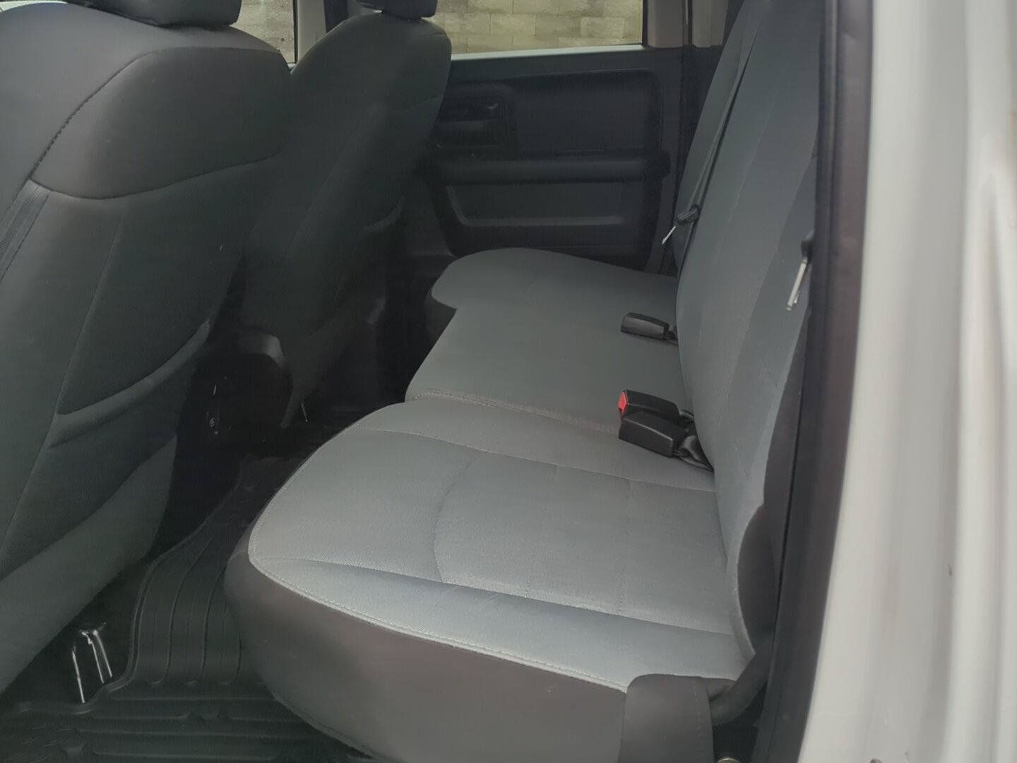 Used 2022 RAM 1500 Express w/ Wheel & Sound Group AWD/4WD image 9