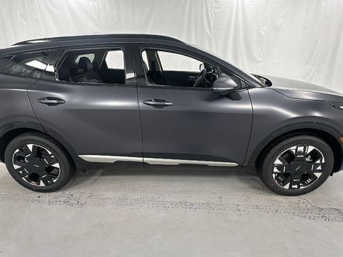 New 2026 Kia Sportage SX image 2
