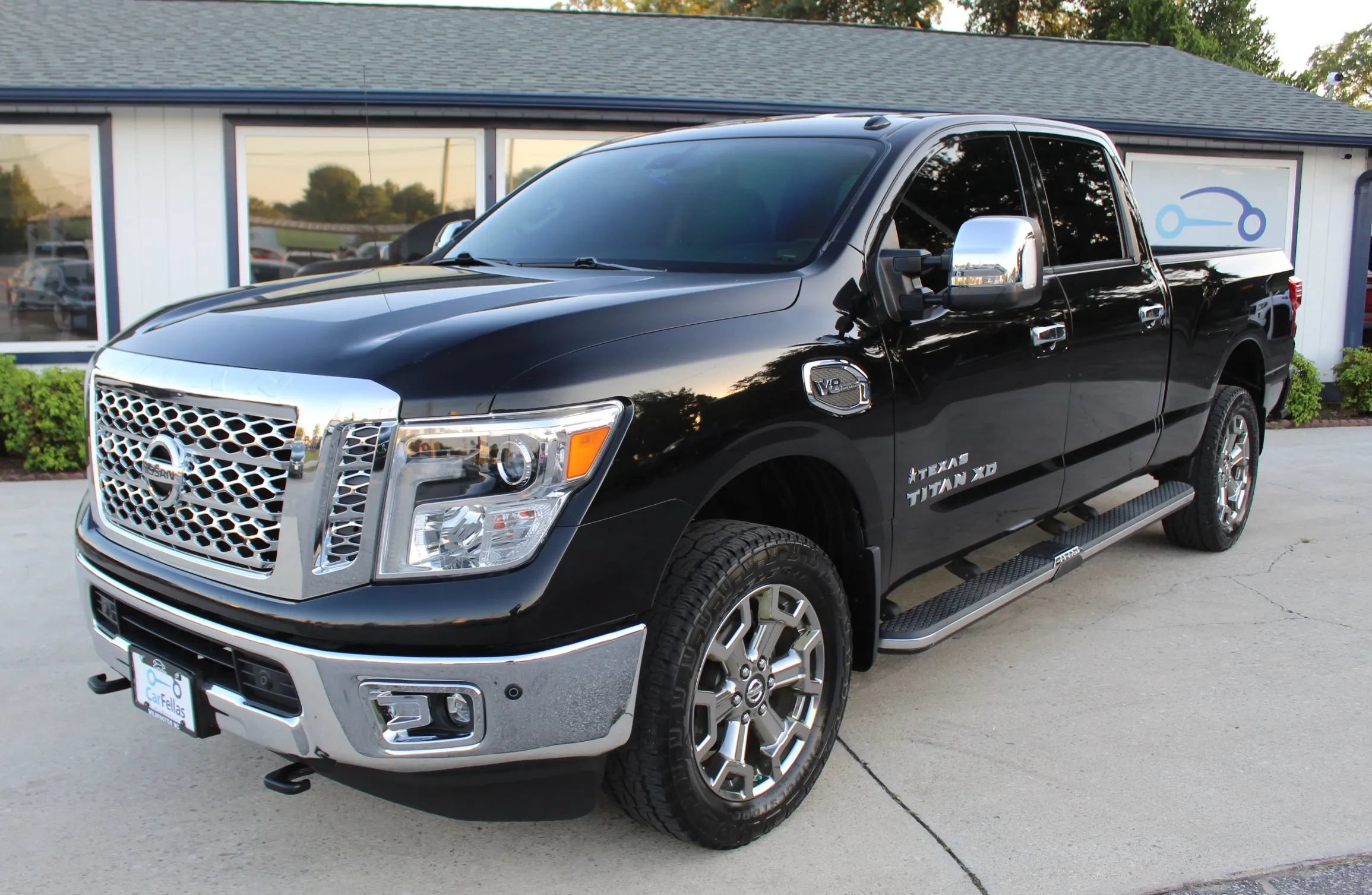 Used 2018 Nissan Titan SL w/ Texas Titan Edition AWD/4WD image 34