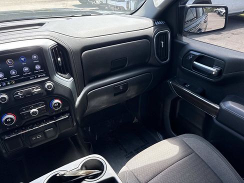 Used 2022 Chevrolet Silverado 1500 RST w/ Safety Package AWD/4WD image 29