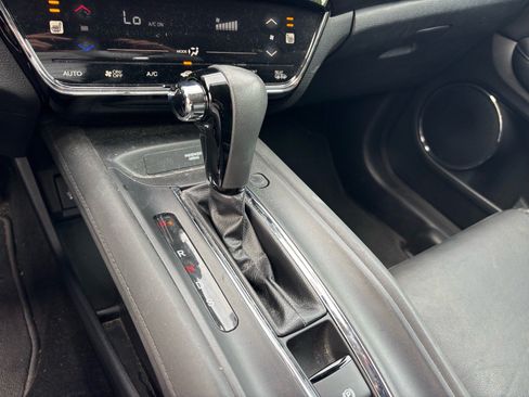 Used 2017 Honda HR-V EX-L image 15