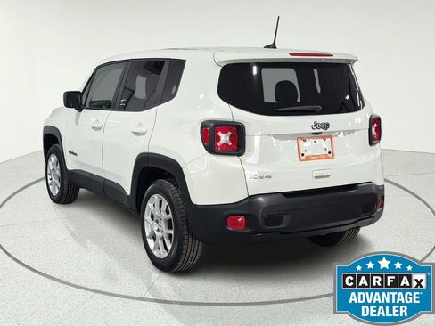 Used 2023 Jeep Renegade Latitude AWD/4WD image 5