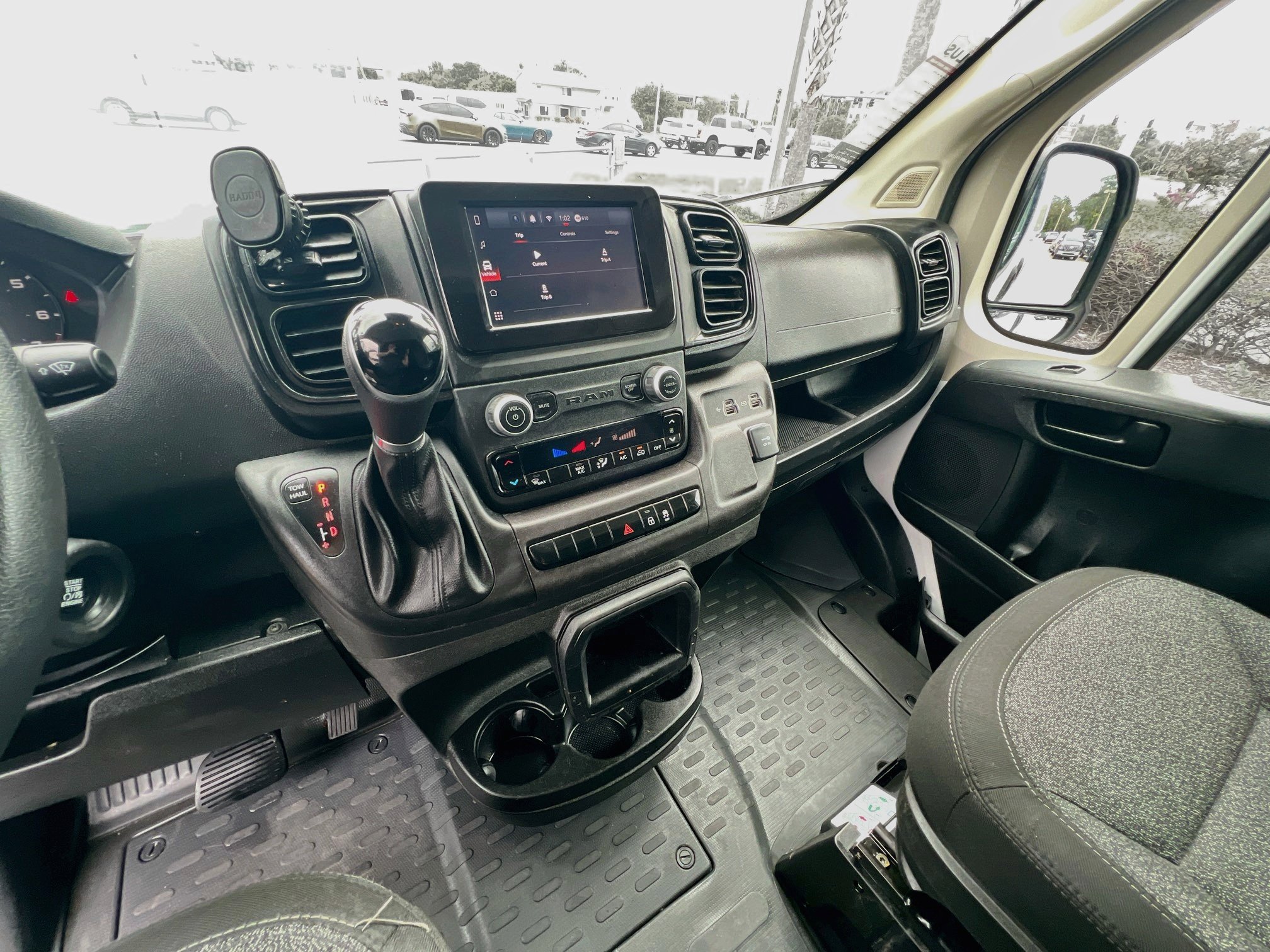 Used 2022 RAM ProMaster 2500 FWD image 25