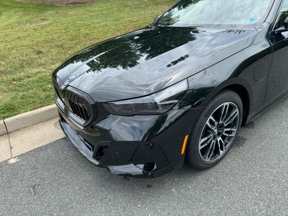New 2027 BMW 550e xDrive w/ Executive Package AWD/4WD image 26