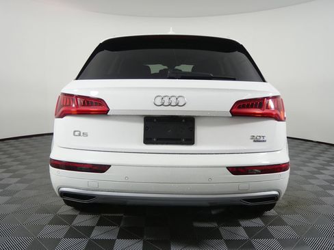 Used 2018 Audi Q5 2.0T Premium Plus image 4