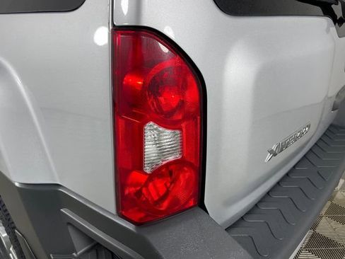 Used 2014 Nissan Xterra S image 19