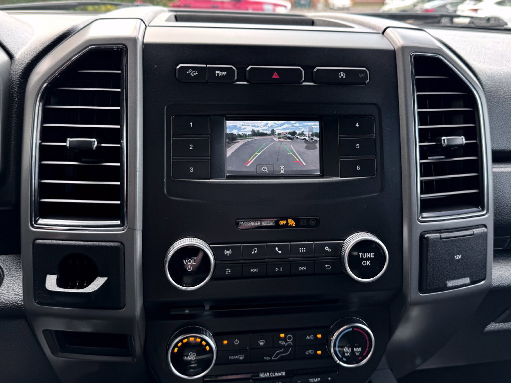 Used 2018 Ford Expedition XLT AWD/4WD image 29