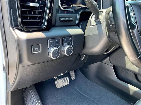 Used 2024 GMC Sierra 2500 AT4 w/ AT4 Premium Plus Package AWD/4WD image 30