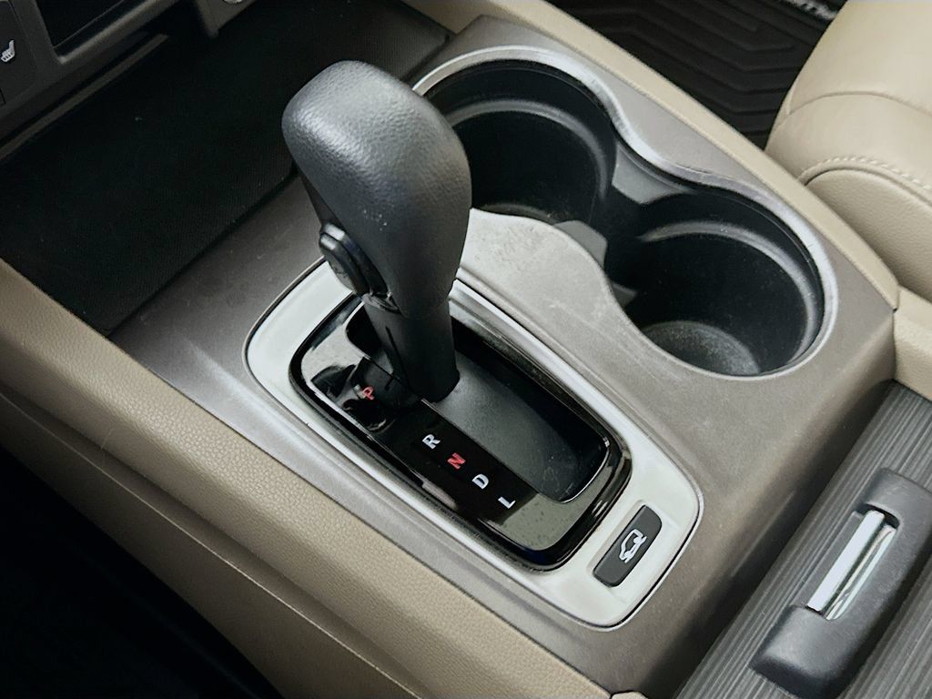 Used 2019 Honda Pilot EX-L image 19