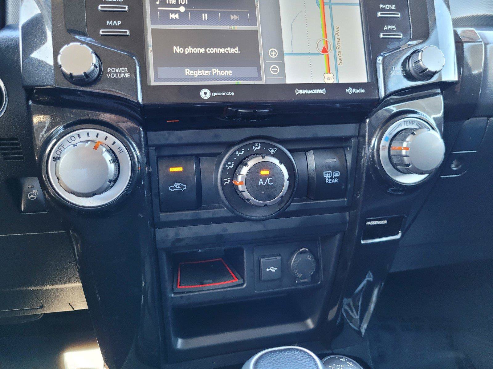 Used 2023 Toyota 4Runner TRD Off-Road Premium AWD/4WD image 27