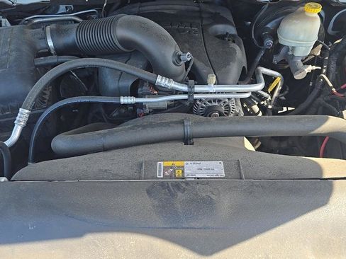 Used 2016 RAM 1500 Express AWD/4WD image 7