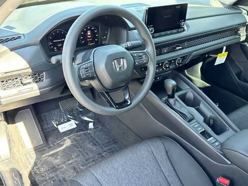 New 2025 Honda Accord SE image 10