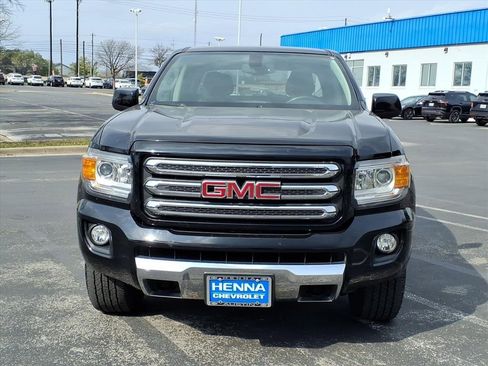 Used 2015 GMC Canyon SLE w/ All-Terrain Package image 2