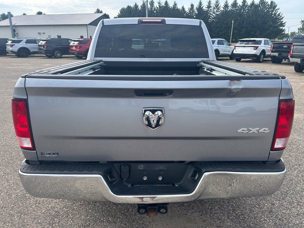 Used 2021 RAM 1500 4x4 Crew Cab Classic w/ Chrome Appearance Group image 6