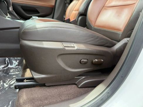 Used 2016 Buick Encore Premium AWD/4WD image 13