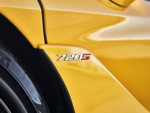 Used 2019 McLaren 720S RWD image 10