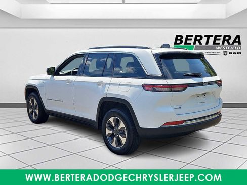 Used 2024 Jeep Grand Cherokee Limited 4xe image 4