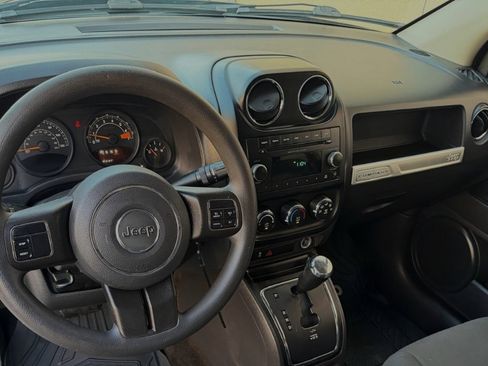 Used 2014 Jeep Compass Sport w/ Power Value Group image 17