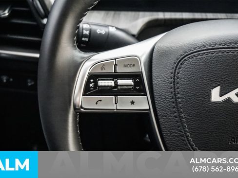 Used 2025 Kia Telluride EX image 27