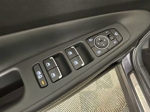 Used 2022 Hyundai Santa Fe Limited AWD/4WD image 11