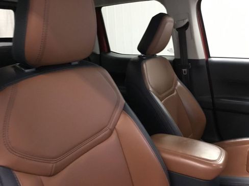 Used 2022 Ford Maverick Lariat w/ Lariat Luxury Package image 23