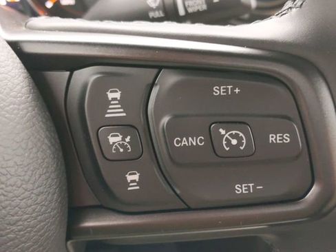 Used 2020 Jeep Wrangler Unlimited Sport image 24