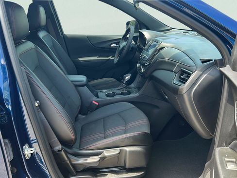 Used 2023 Chevrolet Equinox RS FWD image 23