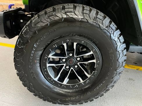 Used 2025 Jeep Wrangler Rubicon w/ Xtreme 35 Tire Package AWD/4WD image 40