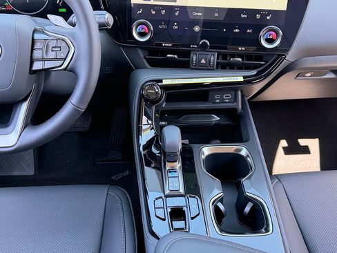 New 2026 Lexus NX 350h AWD w/ Premium Package image 10