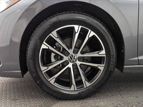 Used 2025 Volkswagen Jetta Sport FWD image 28
