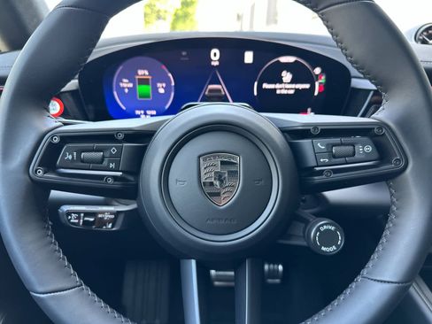 New 2026 Porsche Macan Turbo Electric AWD/4WD image 27