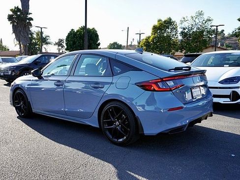 Used 2023 Honda Civic Sport image 8