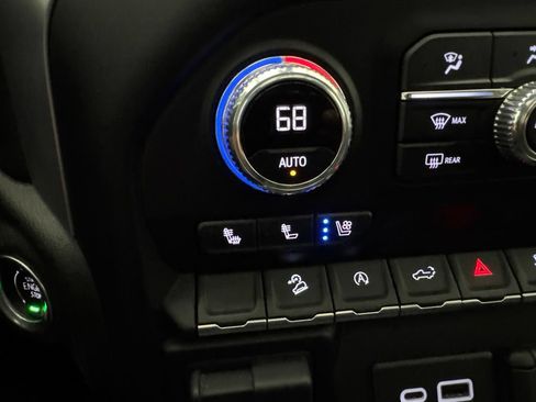 Used 2021 GMC Sierra 1500 SLT w/ SLT Premium Package AWD/4WD image 36