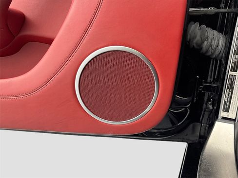 Used 2015 Bentley Continental GT image 19