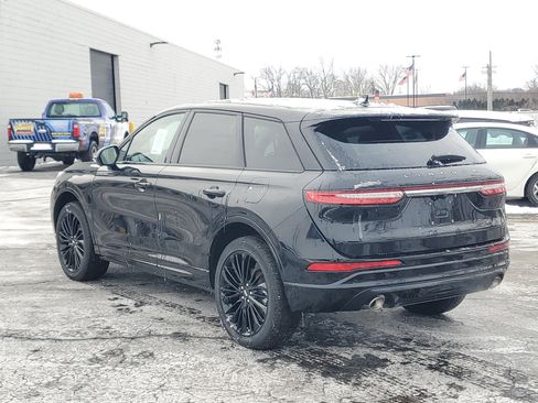 New 2025 Lincoln Corsair Reserve w/ Jet Appearance Package image 3