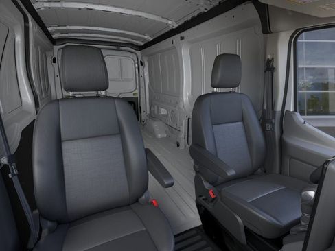 New 2026 Ford Transit 250 148 Medium Roof RWD image 38