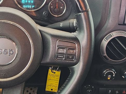 Used 2015 Jeep Wrangler Unlimited Sport w/ Quick Order Package 24S AWD/4WD image 27