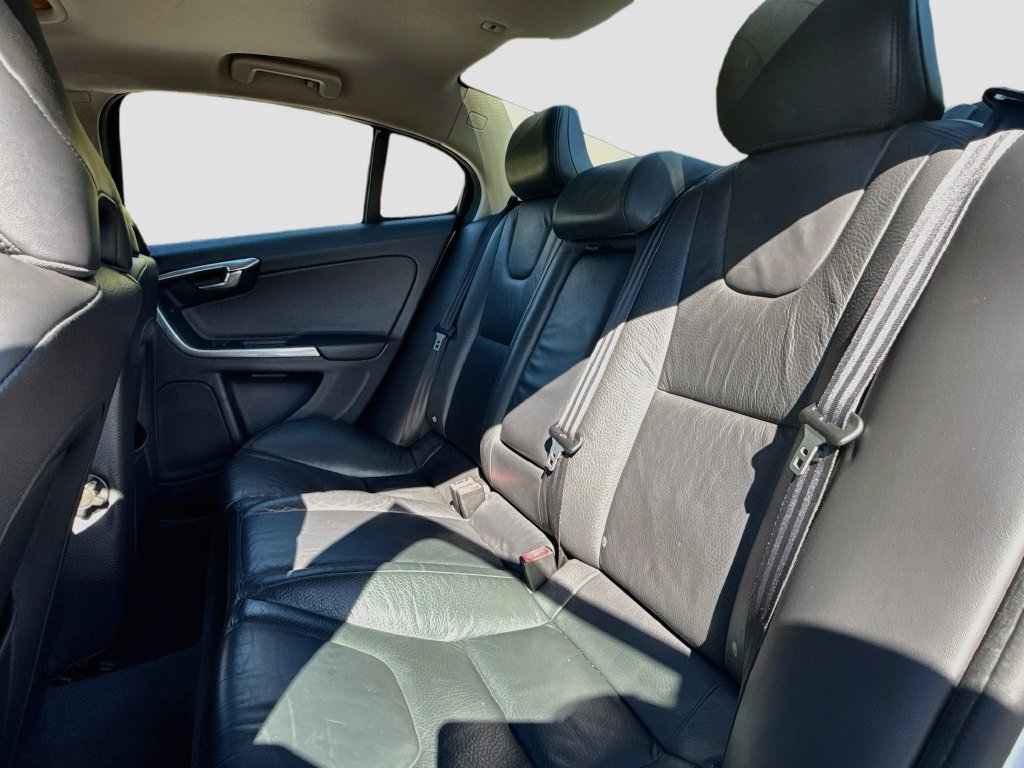Used 2012 Volvo S60 T5 FWD image 16