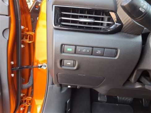 Certified 2024 Nissan Sentra SR image 11