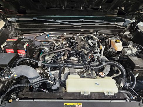 Used 2024 Toyota Tacoma SR5 image 19