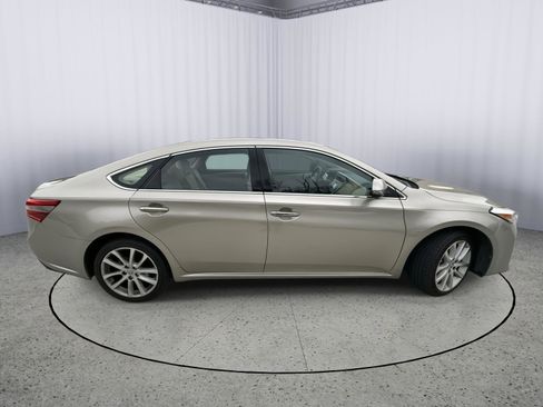 Used 2013 Toyota Avalon XLE Touring image 5