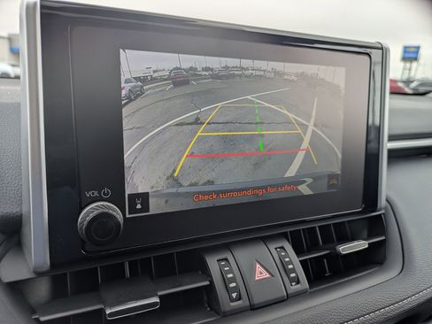 Used 2025 Toyota RAV4 XLE Premium image 26