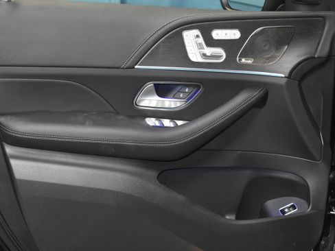 New 2026 Mercedes-Benz GLE 450 4MATIC image 3