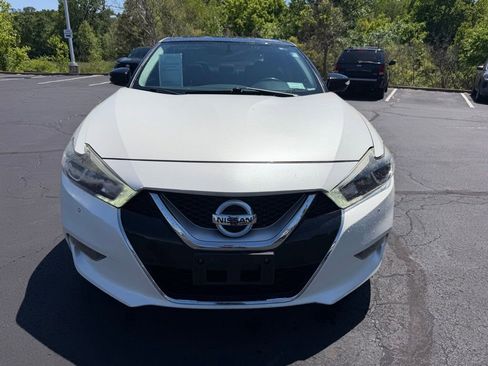 Used 2017 Nissan Maxima 3.5 SL FWD image 2