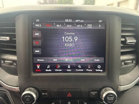 Used 2021 RAM 1500 Big Horn AWD/4WD image 2