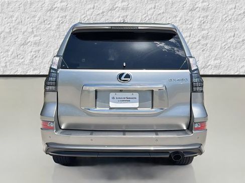 Used 2023 Lexus GX 460 Premium w/ Accessory Package AWD/4WD image 4