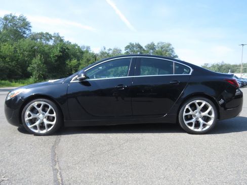Used 2017 Buick Regal GS w/ Driver Confidence Package #2 AWD/4WD image 8