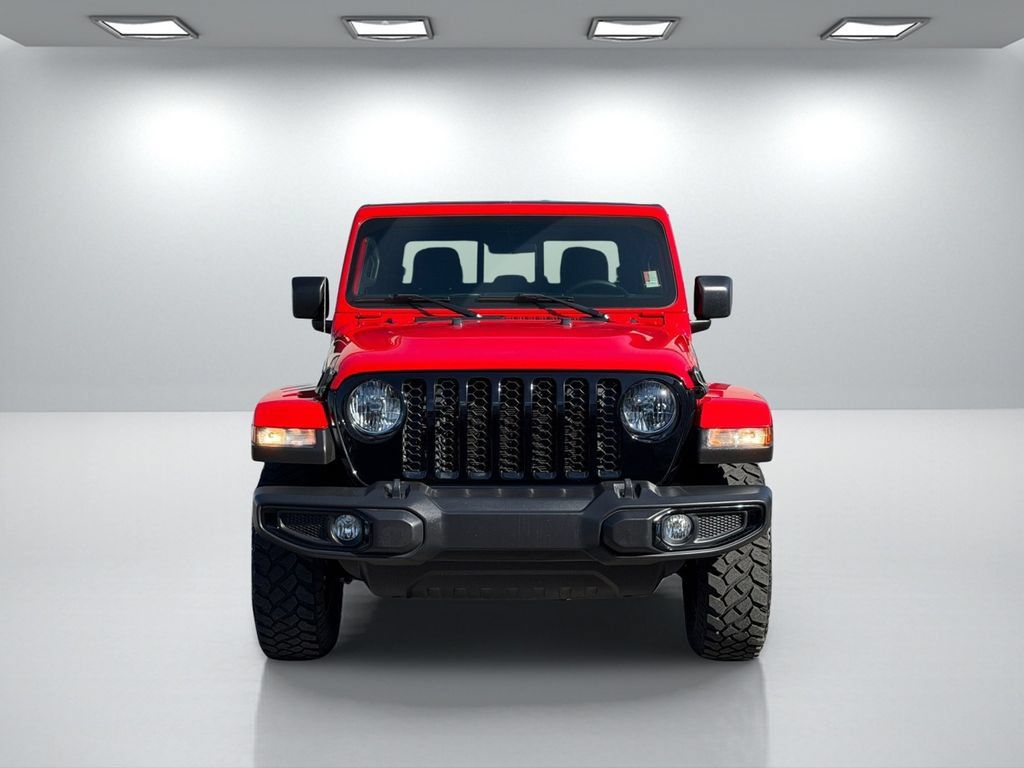 Certified 2021 Jeep Gladiator Overland AWD/4WD image 9