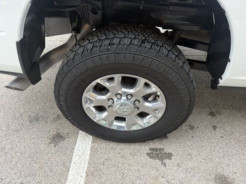 Used 2024 RAM 2500 Laramie AWD/4WD image 13